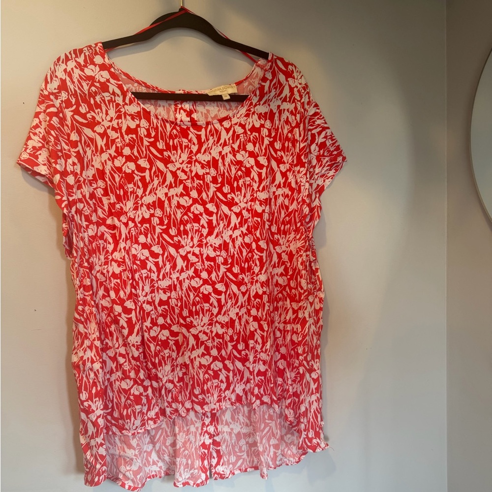 Cynthia Rowley Red and White Floral Short-Sleeve Tunic Top